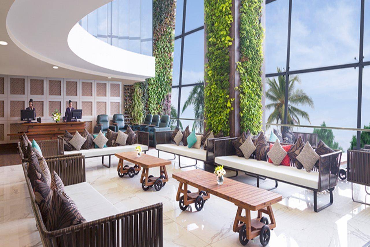Regenta Central Hotel & Convention Centre Nagpur Exterior photo