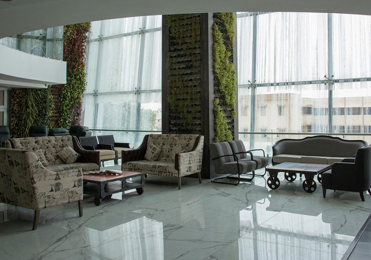 Regenta Central Hotel & Convention Centre Nagpur Exterior photo
